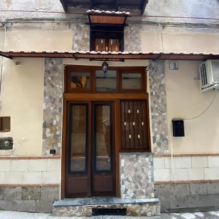 Apartment A' Pupata