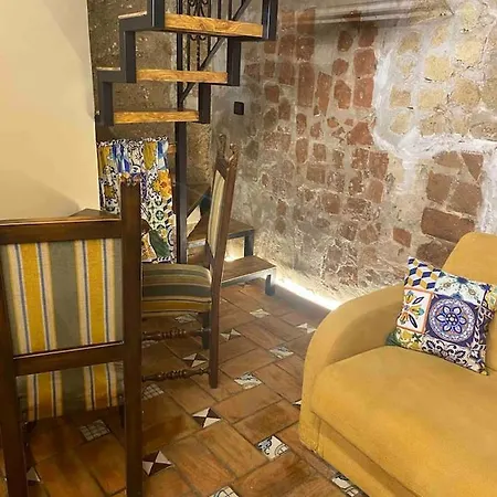 A' Pupata Apartament Neapol